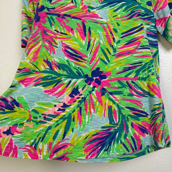 Lilly Pulitzer V Neck Shirt Womens Small Top Floral Cotton Multi Island Time * - Picture 3 of 10